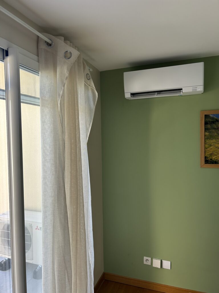 Climatisation Mitsubishi Electric murale posée par PROMAXELEC
